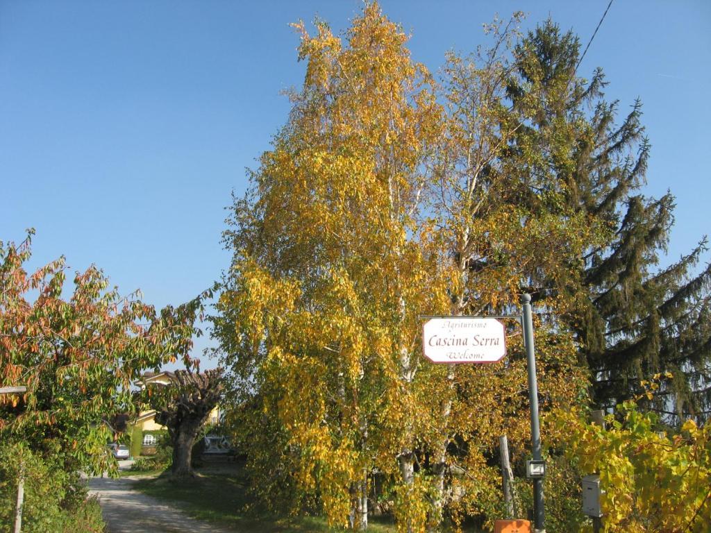 Agriturismo Cascina Serra Cossano Belbo Exterior photo